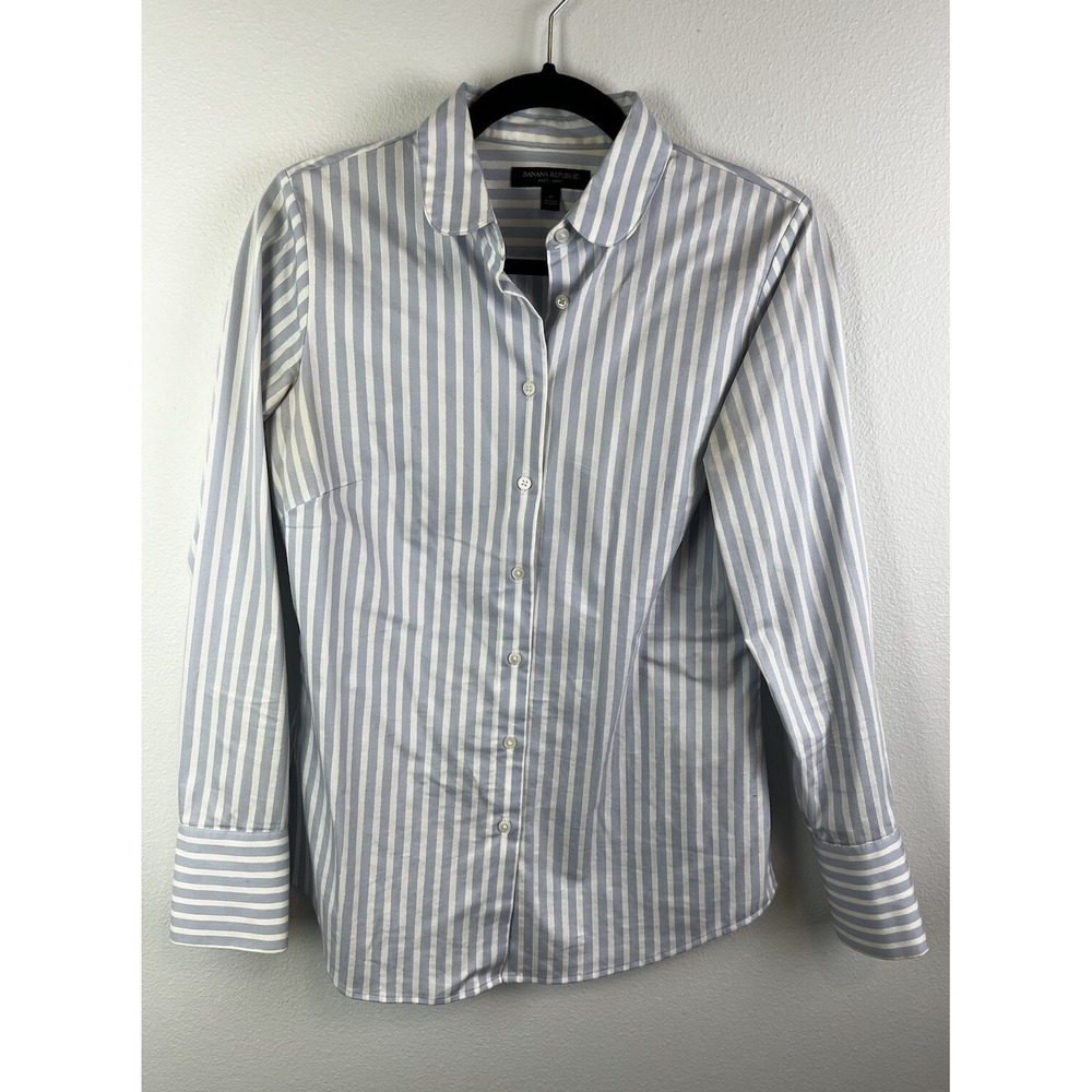 Banana Republic Riley Dress‎ Shirt Button Up Women's Size 4 Purple and White